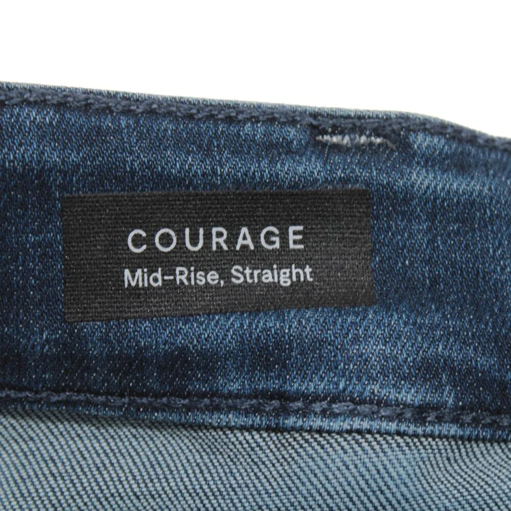 34 Heritage NWT Mid-Rise Straight Leg Jeans Size 42 x 34 US in Blue Cotton Blend